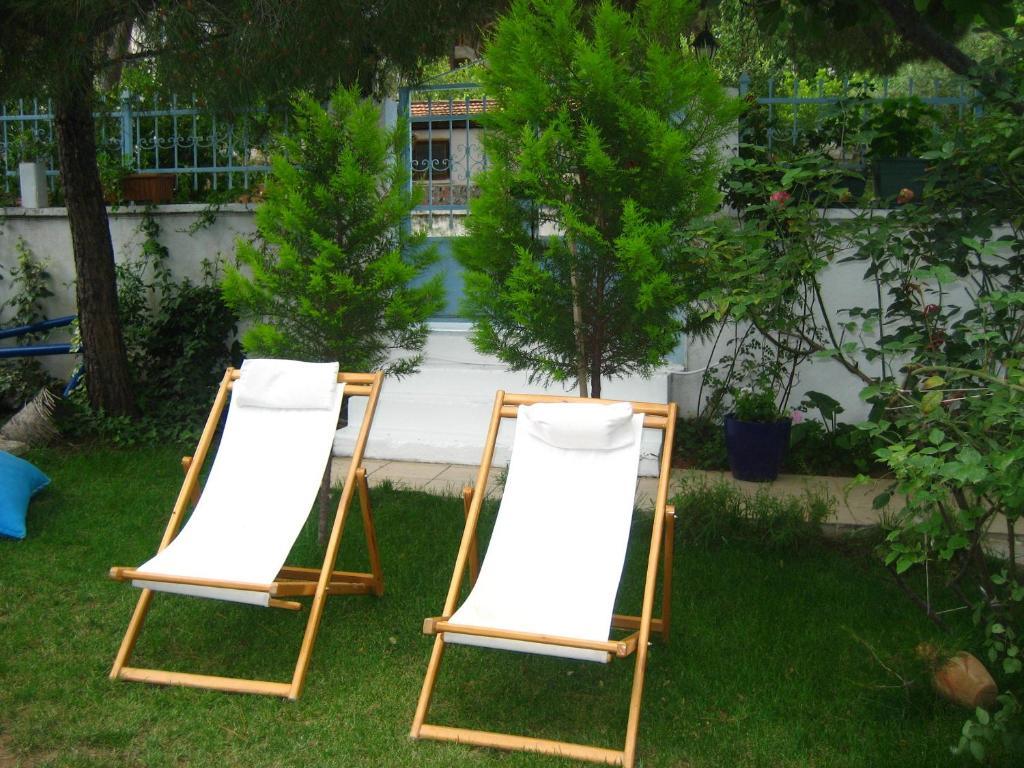 Mavi Pension Hotel ไอวาลิค ภายนอก รูปภาพ