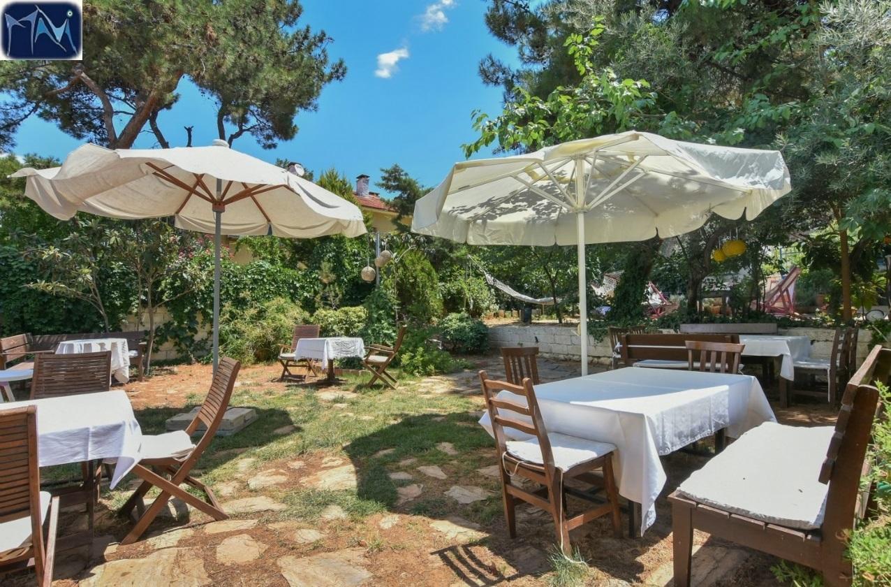 Mavi Pension Hotel ไอวาลิค ภายนอก รูปภาพ